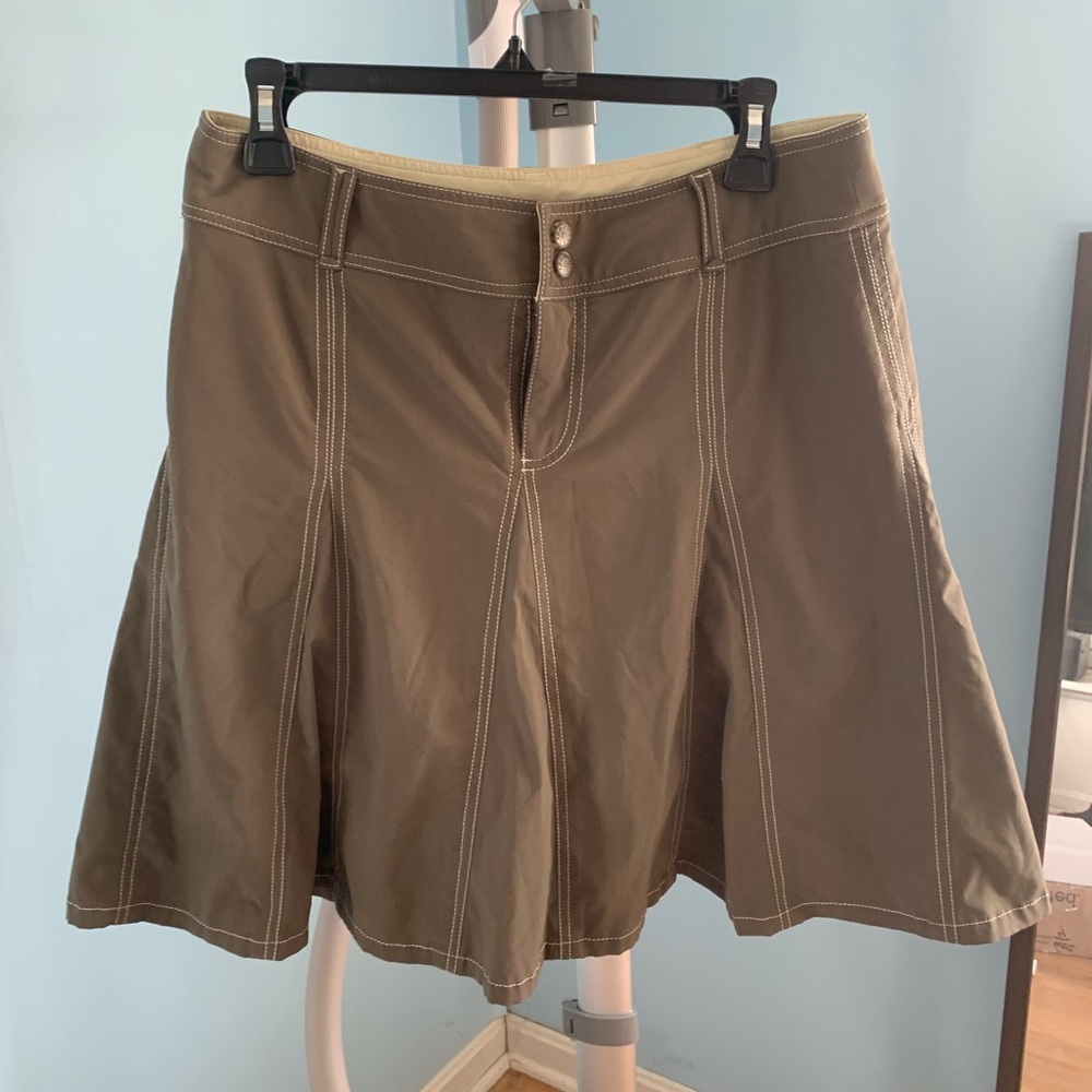 Athleta Whatever Skortskirt Olive
